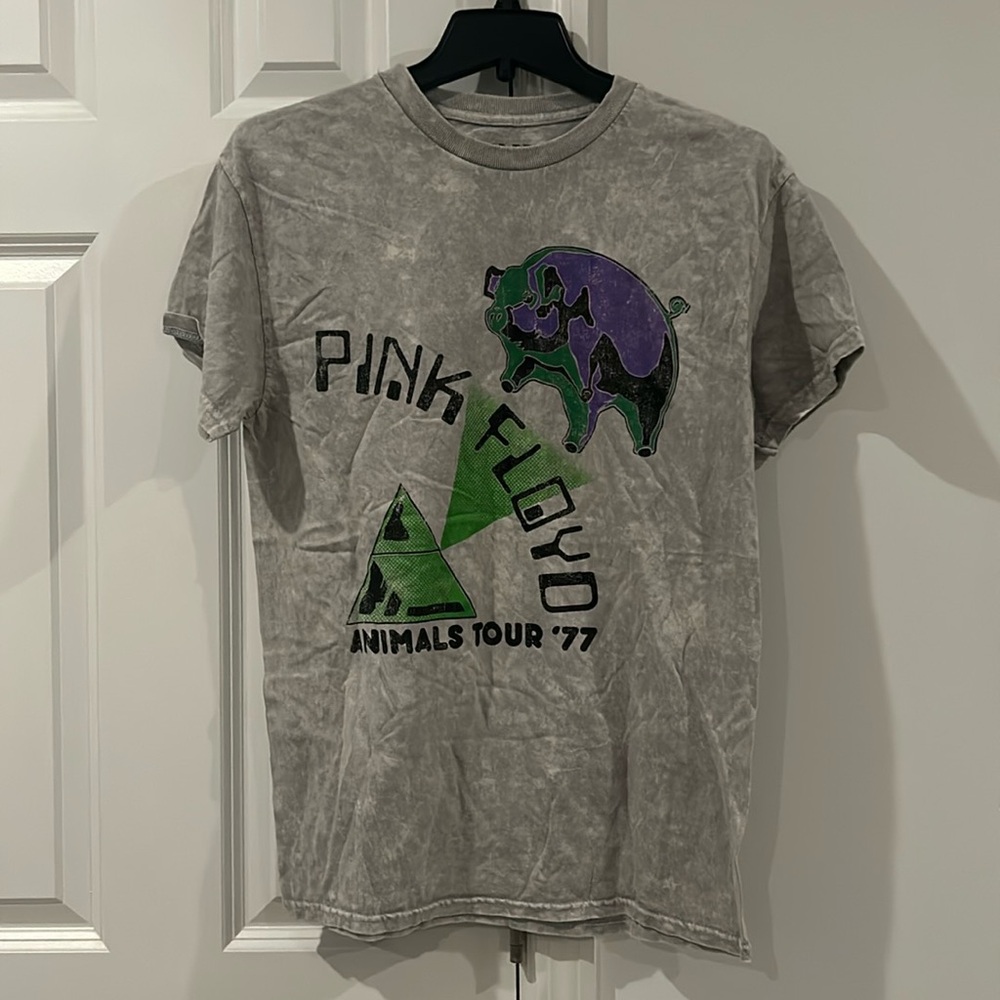 NWOT Pink Floyd Animals Tour ‘77 Graphic Tee